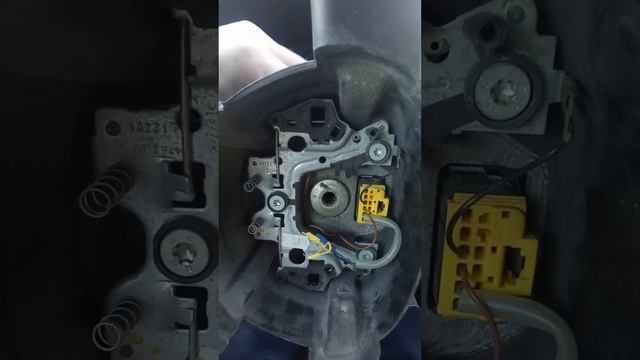 замена подрулевых переключателей на фольцваген поло хэтчбек 4 поколение смотреть онлайн