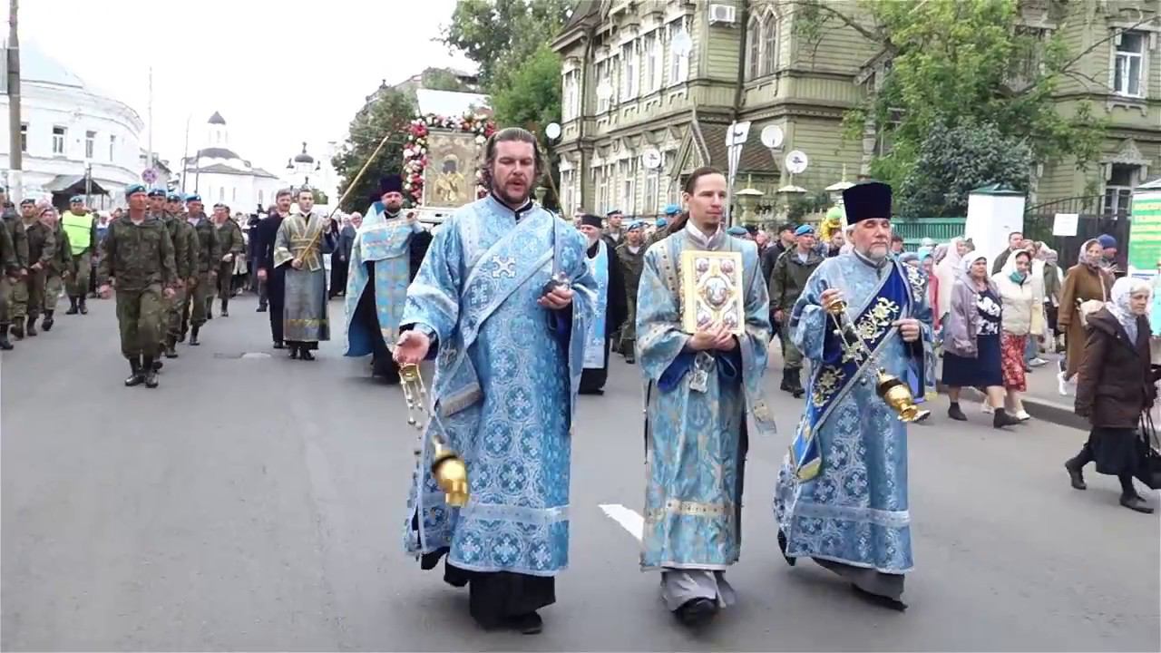 Крестный ход в праздник Феодоровской иконы Божией Матери смотреть онлайн