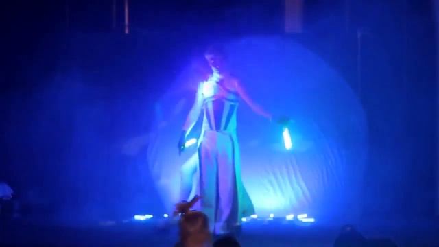 Шоу световых вееров смотреть онлайн