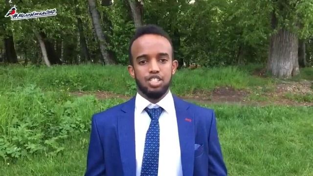 Африканец читает стихотворение Александра Пушки . African Man Redding the poem of Alexander pushkin смотреть онлайн