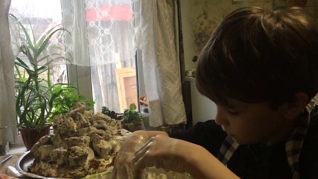 Домашний тортик (Хлопчик кучерявый). Пальчики оближешь.
