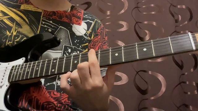 Как играть трек из Ромпомпом лайф на гитаре, бас гитаре Bo Sinn РОМПОМПОМ бас линия Tire Polly гайд смотреть онлайн