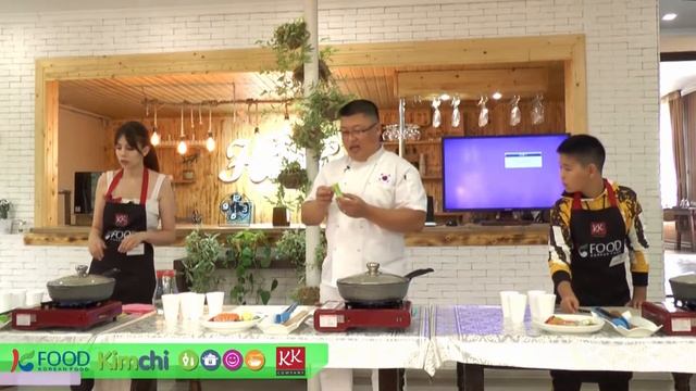 Мастер-класс по Такнальге (жареные крылышки по южно-корейски)