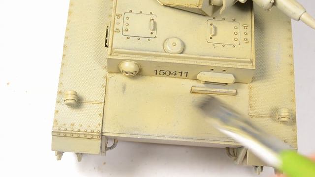 Trumpeter 1/35 VK 30.01 (H) Part 2 - Stencil, Weathering and Mud смотреть онлайн