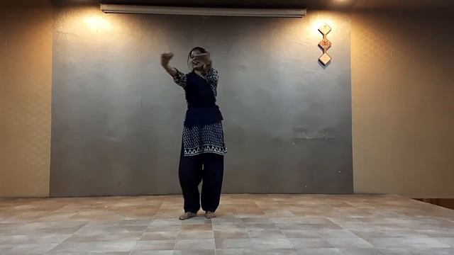 Guru Mantra | Guru Brahma Guru Vishnu | Lata Mangeshkar | Dance cover ft. Shalini Maheshwari