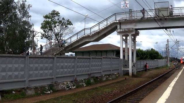 Электропоезд ЭС1-029 «Ласточка» Desiro RUS смотреть онлайн