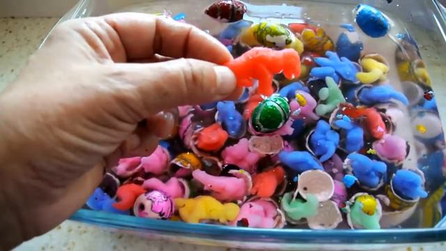 60 ДИНОЗАВРОВ ВЫЛУПЛЯЮТСЯ из ЯИЦ 60 DINOSAURS HATCH from EGGS смотреть онлайн
