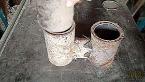 Модель бункерной ракета печи из жестяных банок.