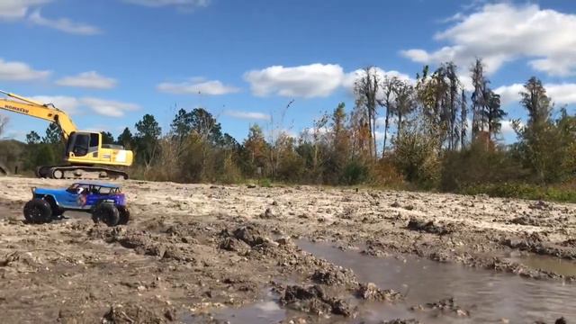 Wltoys 10428a 4x4 1:10 RC crawlerbasher with new wheels