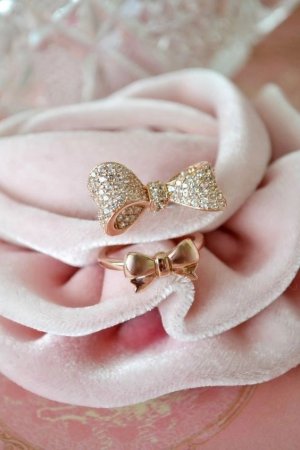 С ДНЕМ РОЖДЕНИЯ ПОДРУГА - Поздравить с днем рождения подругу Красивое поздравление