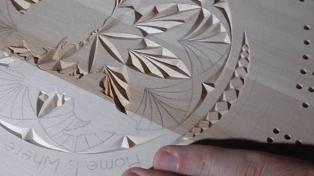 Chip Carving Fans in a Rosette | Cribbage Board Part 3 | CARVE+SHARE смотреть онлайн