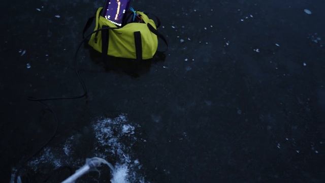 Лучший эхолот для зимы что я видел. Дорого - Тяжело - Неудобно - Нереально круто ! Живой сонар зимо смотреть онлайн