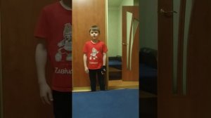 У меня в кармане гвоздь, а у Вас