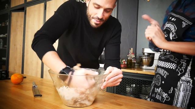 Τα πιο νόστιμα ΧΩΡΙΣ ΖΑΧΑΡΗ μελομακάρονα ft. Giorgos Tsoulis смотреть онлайн