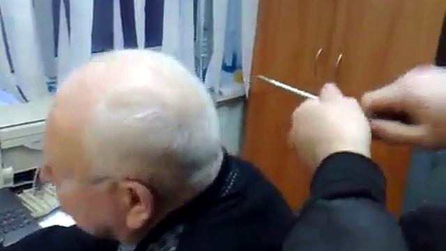 сверлит мозг