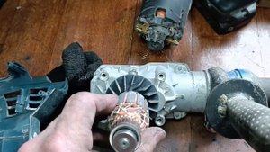 Bosch 4-32 DFR| Не держится патрон| Меняем навесное| Диагностика и ремонт перфоратора