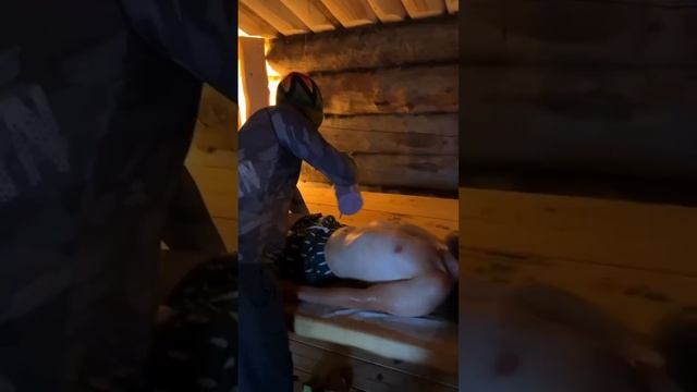 Снять стресс и мышечные зажимы: Парения в бане из сосны Кело смотреть онлайн