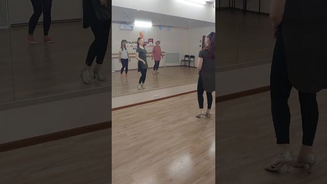 Бачата. Урок 78 смотреть онлайн