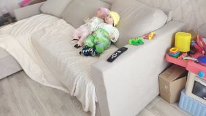 Лиза первый раз идёт в садик