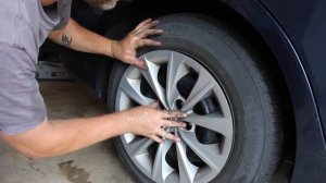 EASY!!! - How to Take Off Plastic Hubcaps AND PUT THEM ON!!  2014-2016 TOYOTA CAMRY