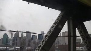 22  Америка  Brooklyn Bridge  Бруклинский мост из окна поезда