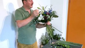 How To Make A Bridal Hand Tied Bouquet