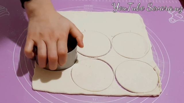 Жульен с Курицей и Грибами из слоёного тесто! Вкусно И Просто смотреть онлайн