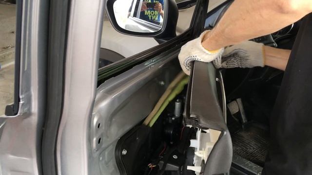 Как снять обшивку двери и ручку на MAZDA CX5. How to remove door panel Mazda CX5 #обшивка двери смотреть онлайн