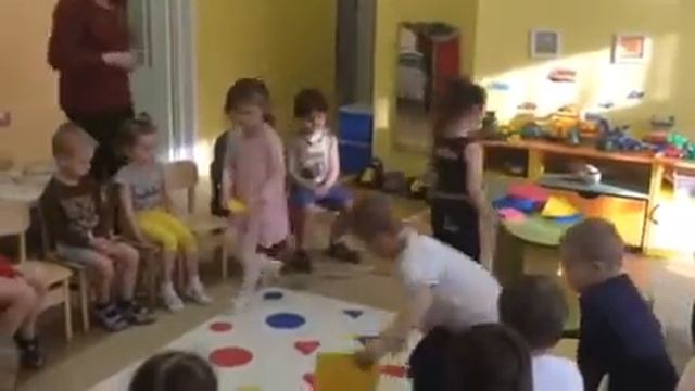 VAY TOY в детском саду. смотреть онлайн