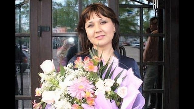 Кассирша вынесла из банка сумму в 25 миллионов \ НЕЗАМЕТНО смотреть онлайн