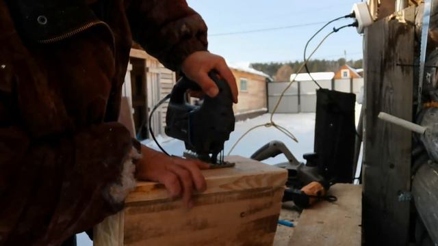 Сделал девчонкам скворечник на домашнее задание // София у нас в гостях смотреть онлайн