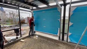 продажа и установка секционных ворот и роллет