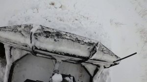 ДТ-75. Расчистка снега. Сломал трактор.