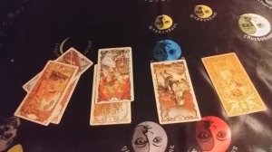 Куда пропал загаданный человек?  #таропрогноз #онлайнрасклад