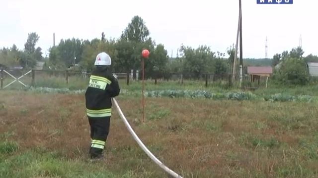 Встреча шадринских пожарных с воспитанниками детского дома-интерната (2014-09-04) смотреть онлайн