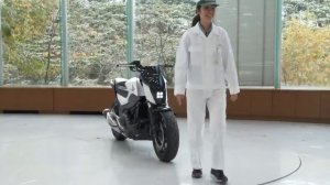 Мотоцикл Honda НЕ ПАДАЕТ !!!/ Honda Motorcycle forgotten how to fall !!!