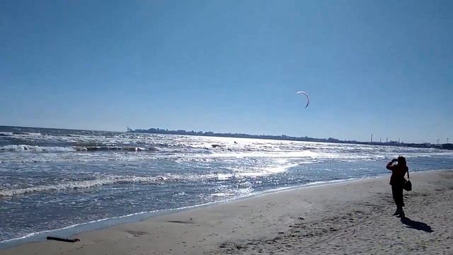 Одесса, пляж Лузановка, 7 октября 2018 г смотреть онлайн