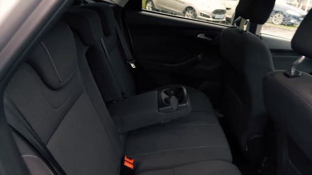 Used Ford Focus 1.6 125 Titanium 5dr Hatchback смотреть онлайн