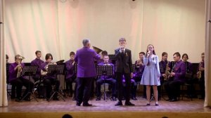 В. Агатов, "Темная ночь", исп. Петр и Ксения Лямины и Образцовый духовой оркестр «Бревис»