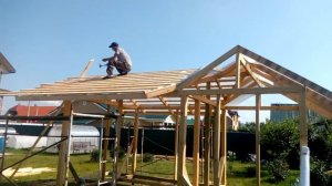 Каркас беседки с крышей