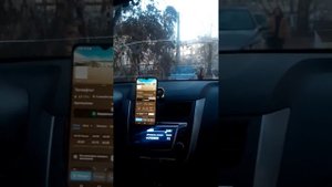 обзор на держатель для телефона в автомобиль с беспроводной зарядкой