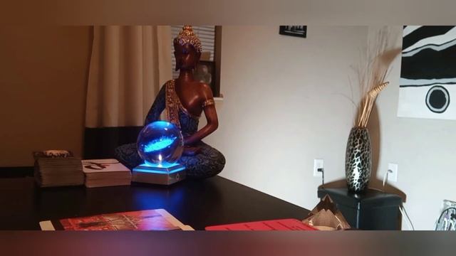 Aries ♈ Jan. 2022- FRUSTRATED BY YOUR PERSON(S) SPREADING THEMSLEVES THIN! смотреть онлайн