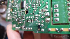 Makita light red blinks  not working Not Charging battery