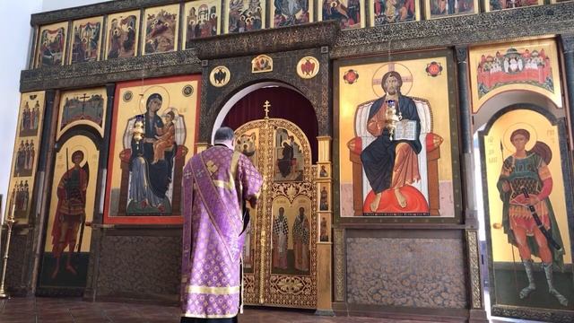 Божественная Литургия 04.04.2021 смотреть онлайн