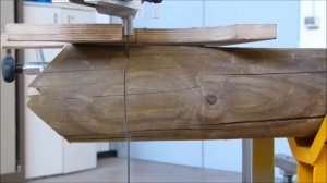 Md Dario - С устройством ST100 для выпиливания пазов на бревне.