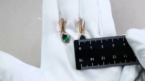 Серьги из золочёного серебра AQUAMARINE с фианитом и гидротермальным изумрудом А43879Г-пк