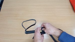 Держатель для нагайки и нагайки можно приобрести здесь.