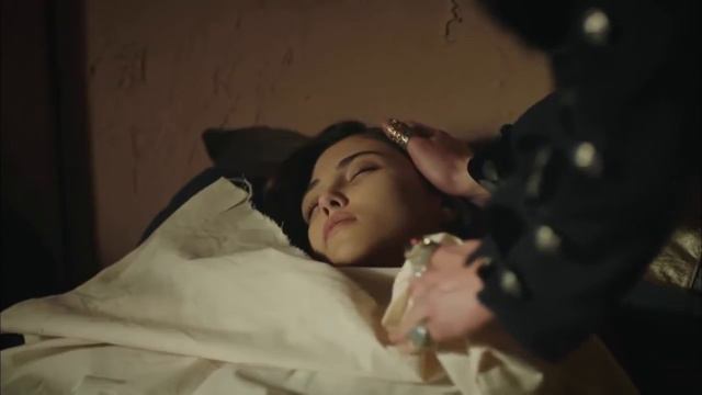 Ахмед и Макфирузе Ракшан' Не отпускай' смотреть онлайн