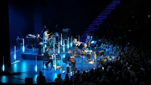 Сурганова и Оркестр - Дельтаплан кавер