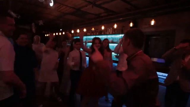 Ведущий Егор Мокров #Выпускнойвпоряде смотреть онлайн